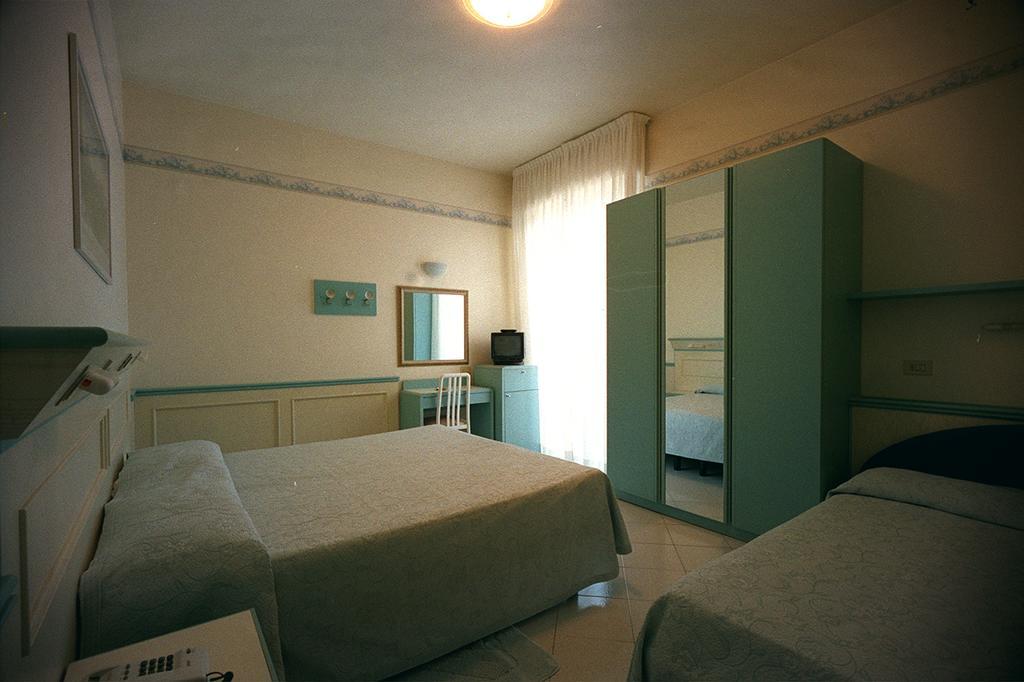Hotel Arizona Riccione Luaran gambar