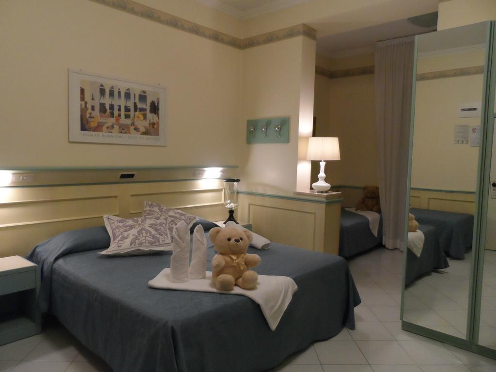 Hotel Arizona Riccione Luaran gambar