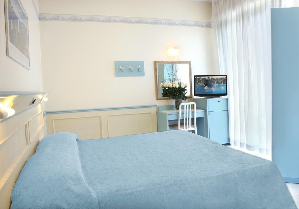 Hotel Arizona Riccione Luaran gambar